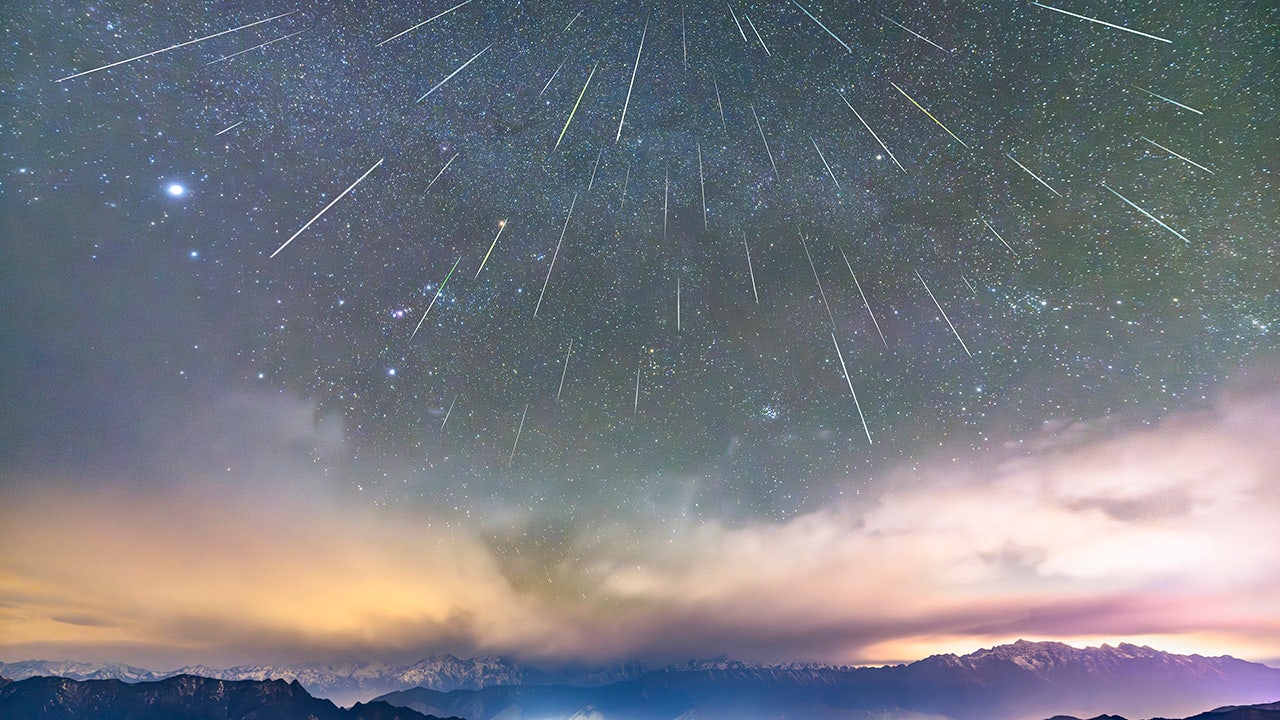 METEORページ Look up this weekend - Geminids meteor shower will peak and put on