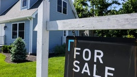 Home delistings surge as sellers struggle to get their price