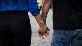 Lonely marriages linked to higher weight, study finds