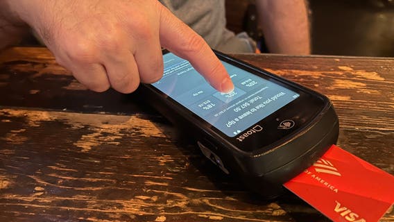 Survey reveals: Who's getting tips for the holidays – and how much?