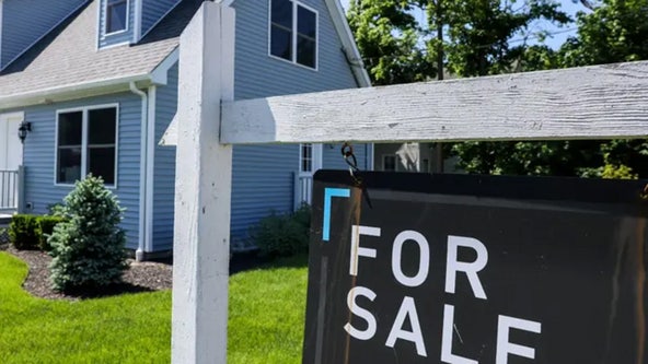 Home delistings surge as sellers struggle to get their price