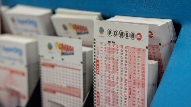 Powerball jackpot soars to $1.1 billion after no big winner Saturday
