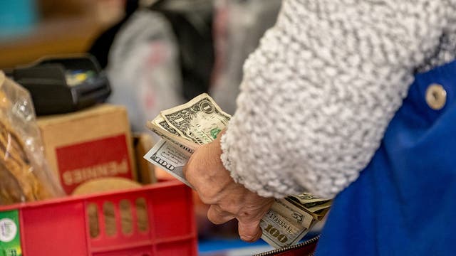 Most Americans say they don’t plan year-end charitable giving, poll finds