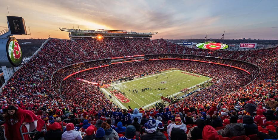 Đội Chiefs thông báo chuyển đến Kansas vào mùa giải NFL năm 2031 với sân vận động mái vòm mới | FOX 13 Tampa Bay