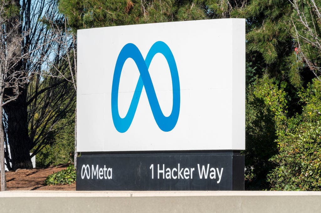 Meta blocks controversial site that allegedly published thousands of DHS employee names