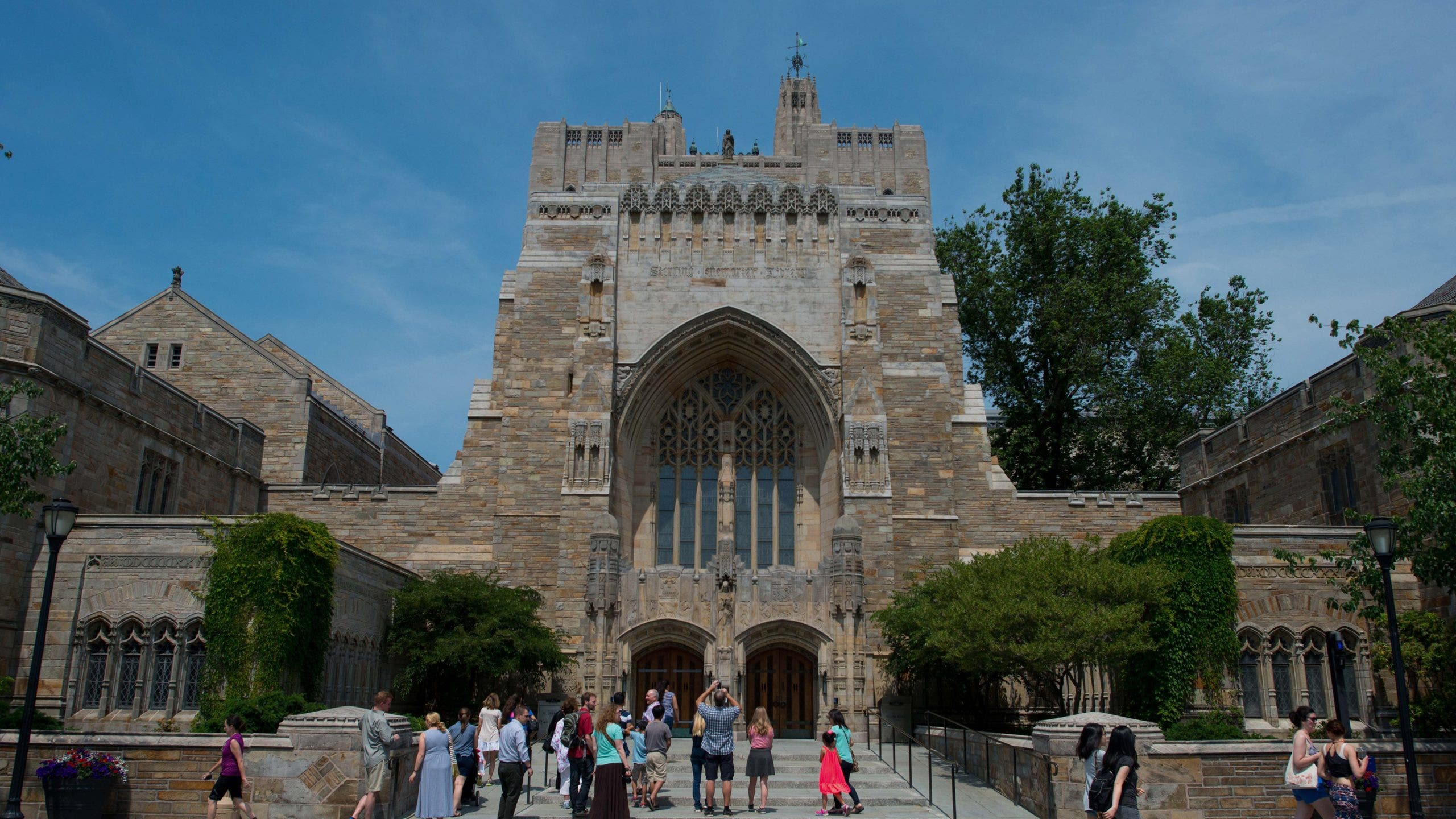 Yale to offer free tuition to families making less than $200K a year