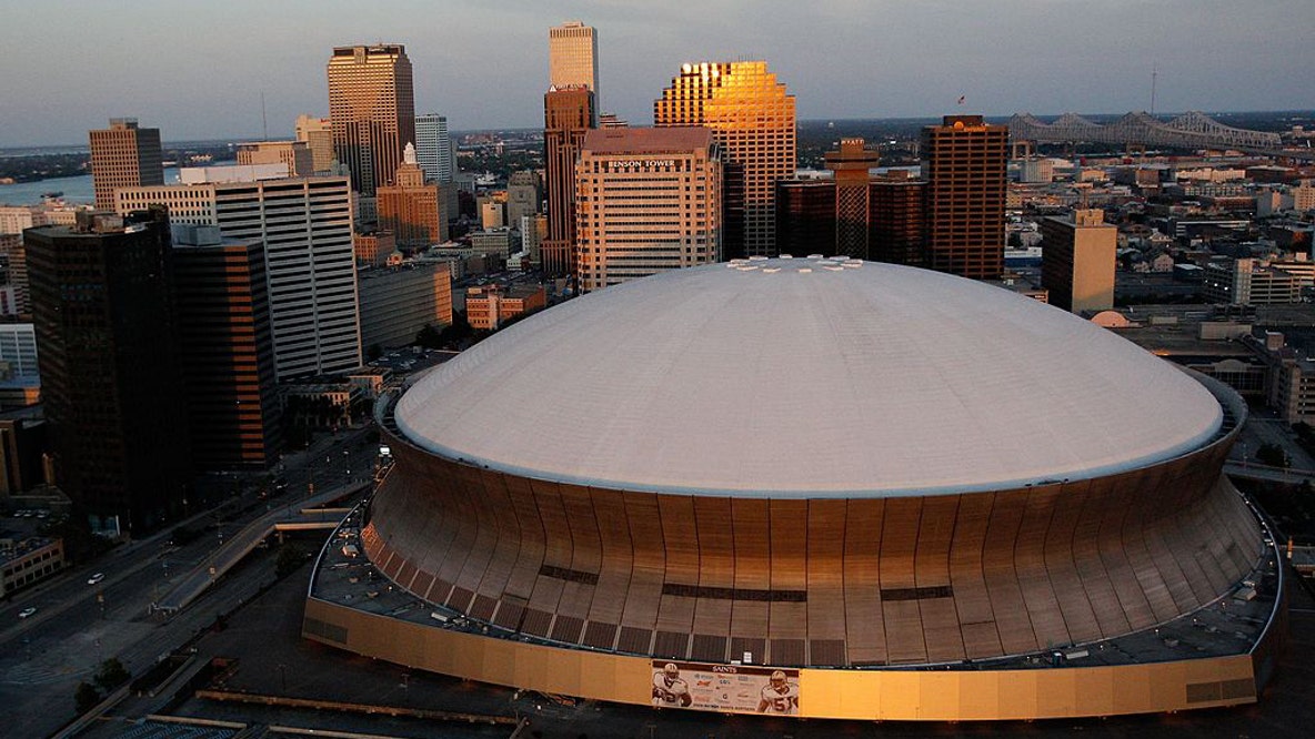 New Orleans tourists shot when man fleeing gunfire ducks into famed restaurant