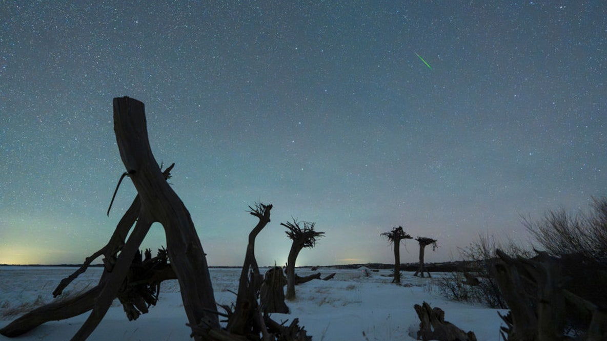 Look up tonight: Quadrantid meteor shower will peak, joined by 1st supermoon of 2026