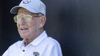 Lou Holtz, college football coaching legend, in hospice care: reports
