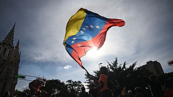Here's who most Americans say should decide Venezuela's future