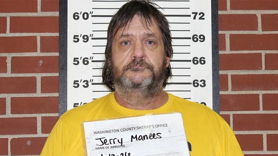 Missouri couple accused of locking teens in chicken pen, shooting them with BB guns in abuse case