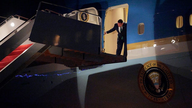Air Force One returns to DC after 'minor electrical issue'