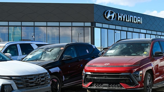 Hyundai recalls over 560,000 SUVs due to defective airbags