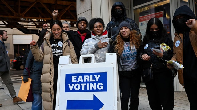 More Americans identify as political independents than ever, poll finds