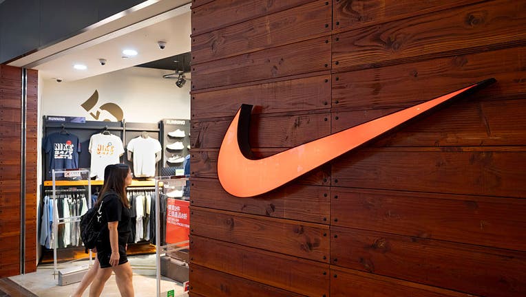 nike outlet near me hiring