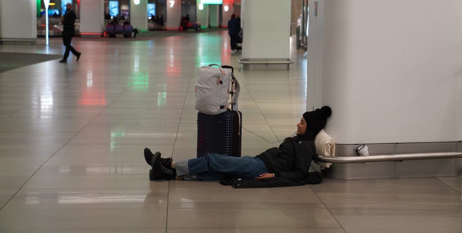 Winter storm cancels 30% of all US flights: What to know