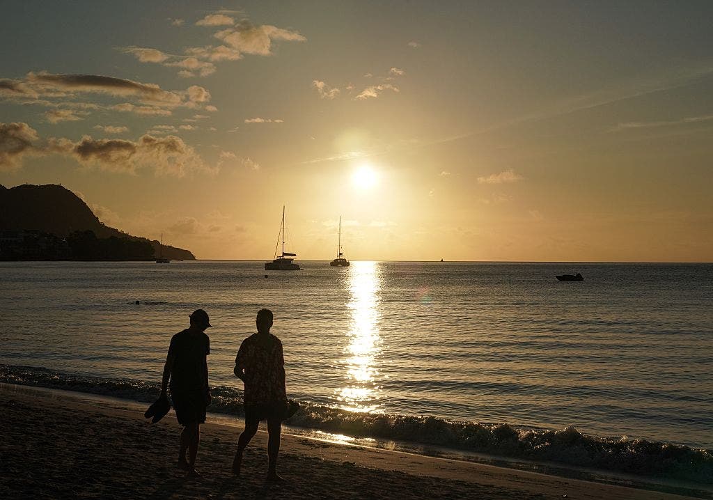 CDC issues urgent travel alert as virus outbreak hits exclusive sunny islands destination