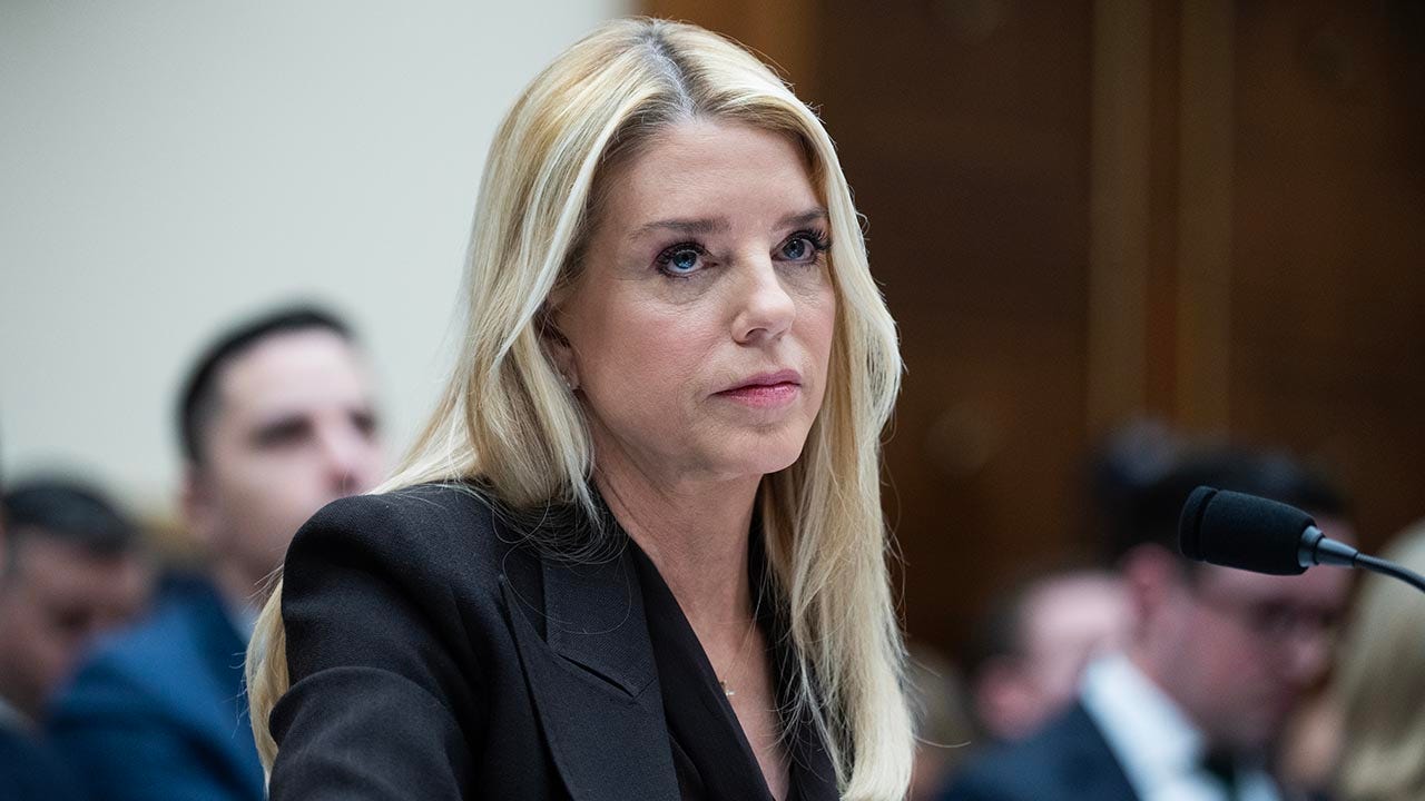 Live updates: Bondi faces questions from lawmakers amid fallout over Epstein files