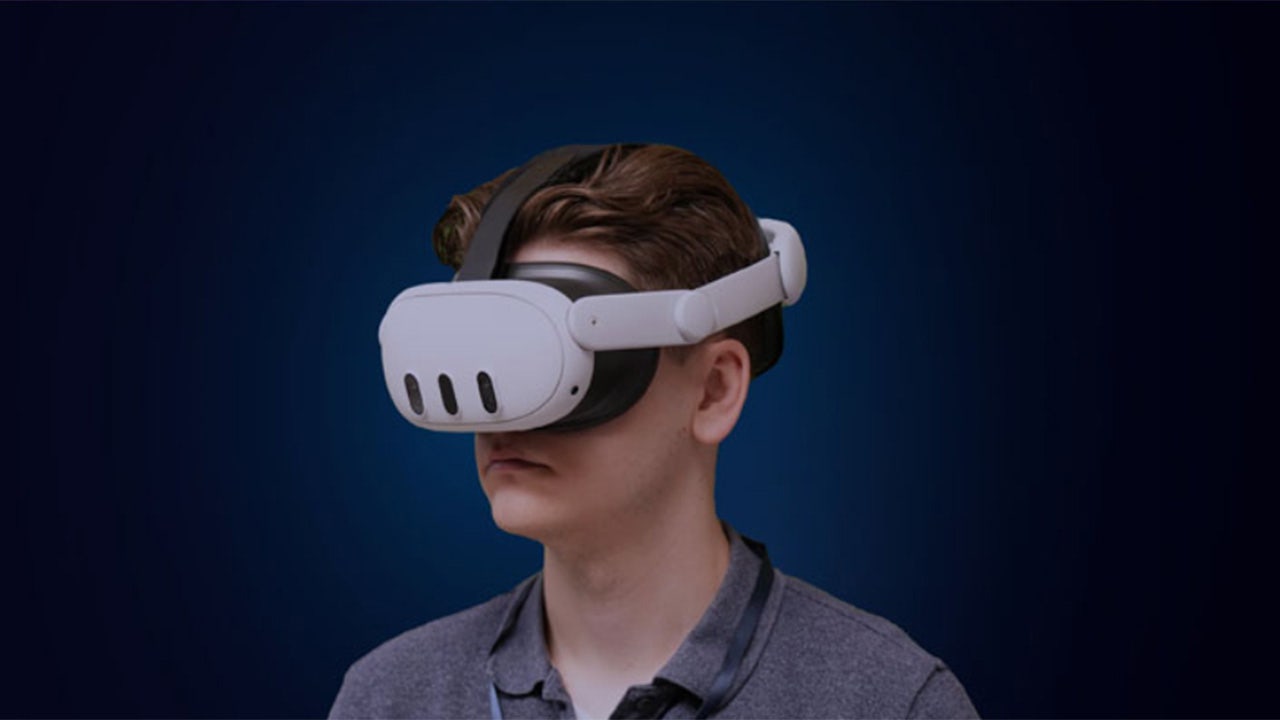 VA using virtual reality headsets to treat Veterans with chronic pain