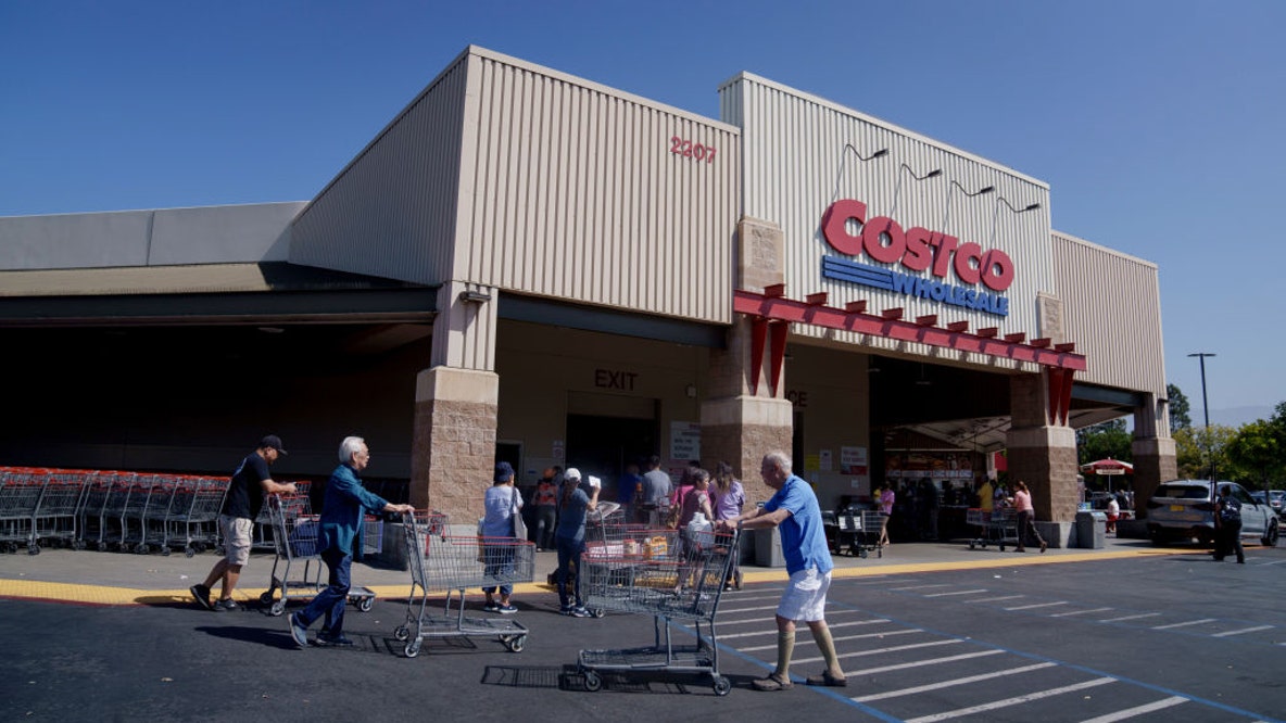 Costco launches mobile app ordering for custom cakes and deli trays, easing customer woes