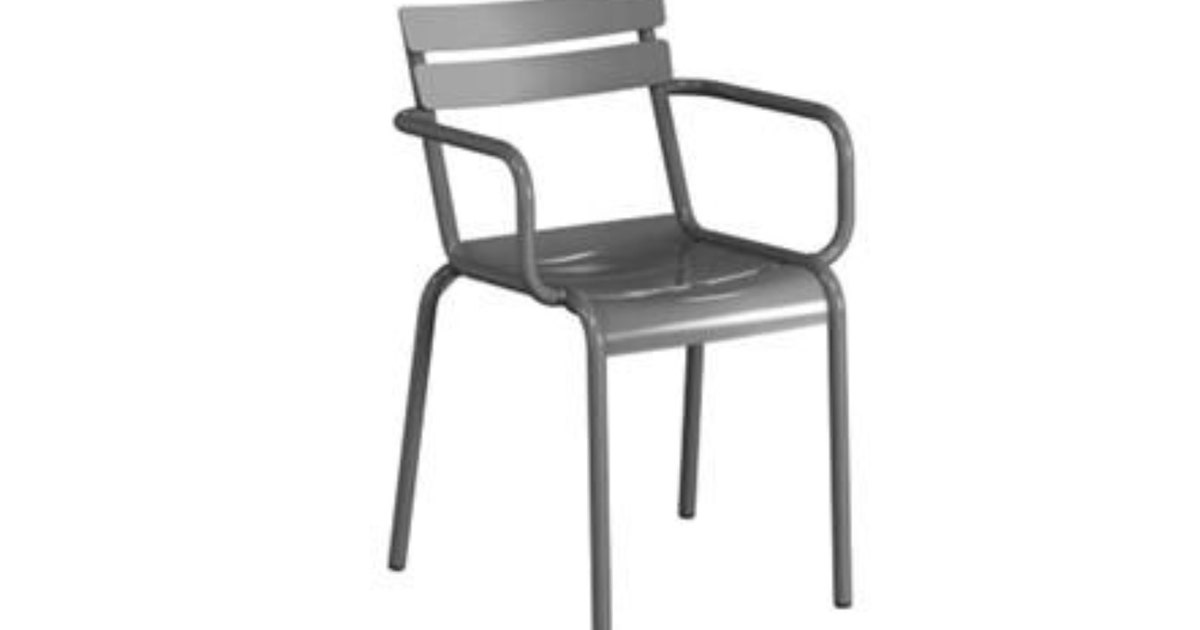 Over 150K aluminum chairs and barstools recalled due to fall hazard, CPSC says