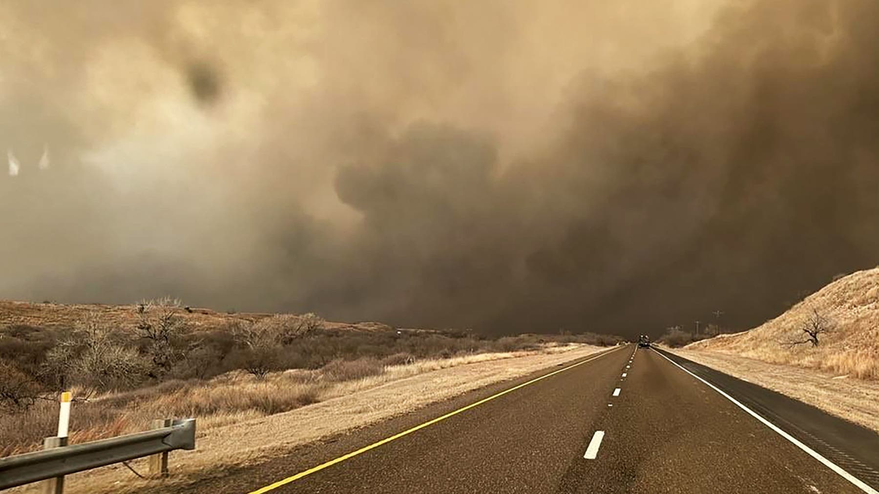 Wildfire smoke pollution linked to more than 24K deaths a year, study finds