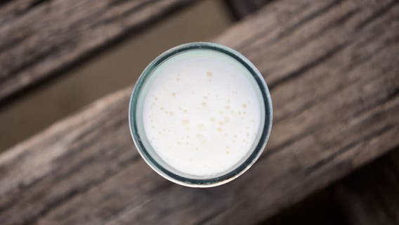 New Mexico Health officials warn against raw milk after newborn dies of listeria