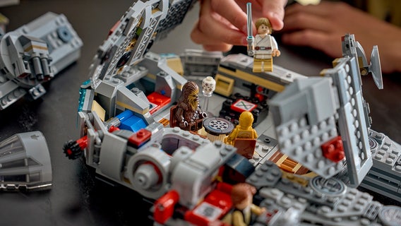 Lego unveils new Star Wars sets, Peanuts Snoopy, and more at Toy Fair 2026