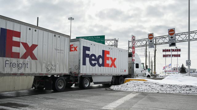 FedEx says it will return any tariff refunds to customers, shippers who paid them