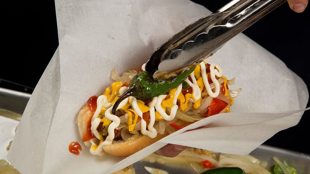 Super Bowl food safety: USDA warns against risky party practices