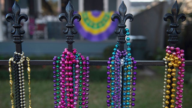 Shooting at Louisiana Mardi Gras parade leaves multiple people injured: reports