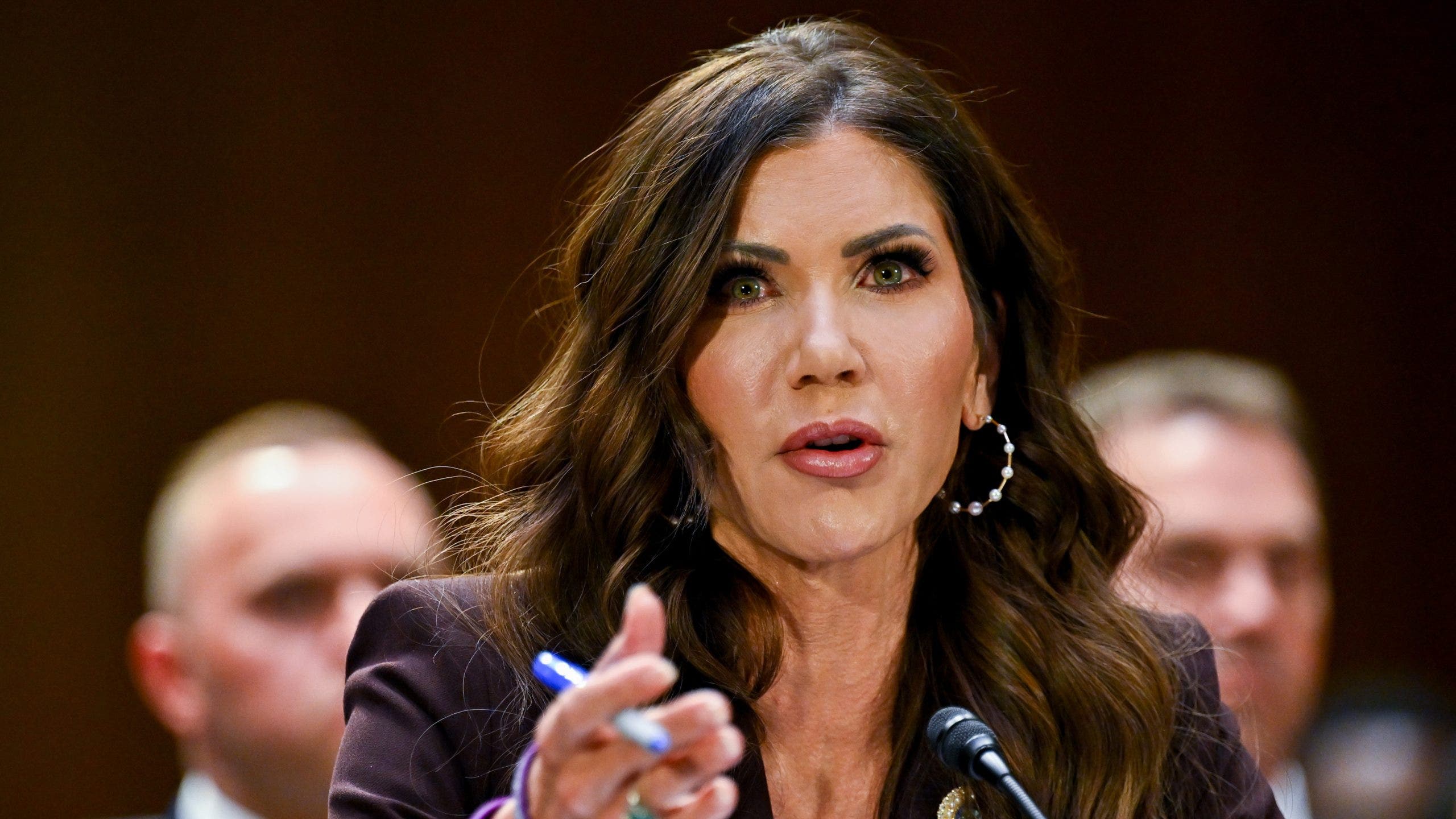 Report: Dems say Noem spent thousands of taxpayer money on horse, hair and makeup in Mount Rushmore ad