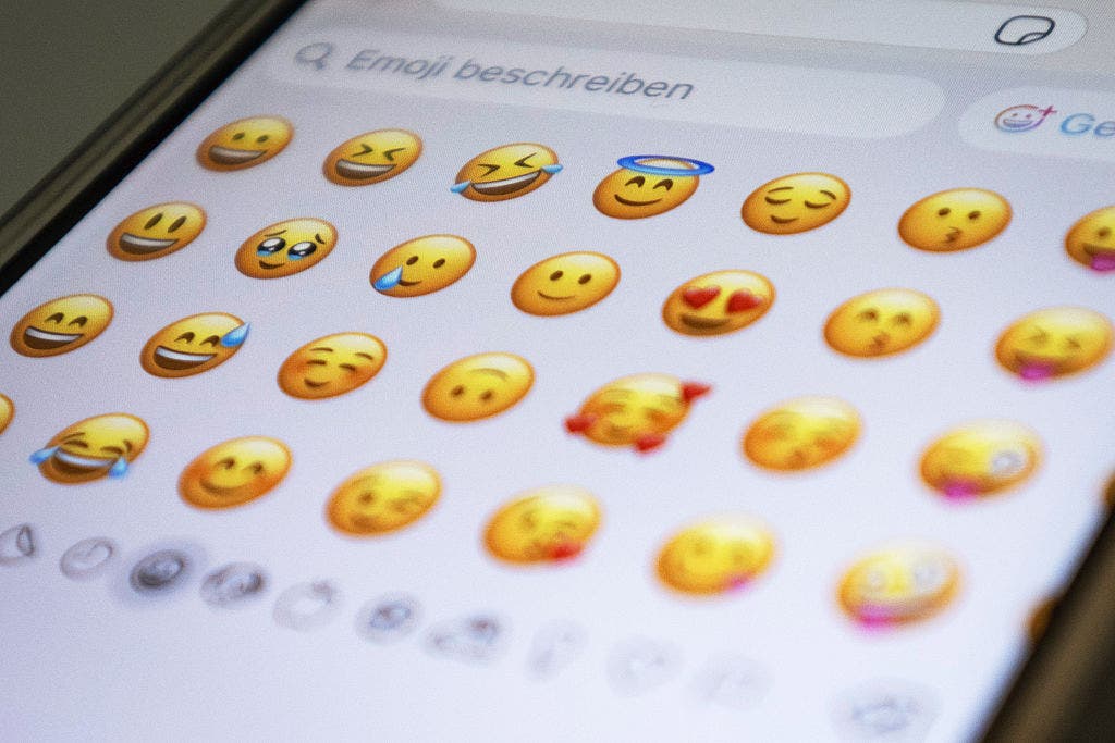 New emojis coming to Apple iPhones in latest update