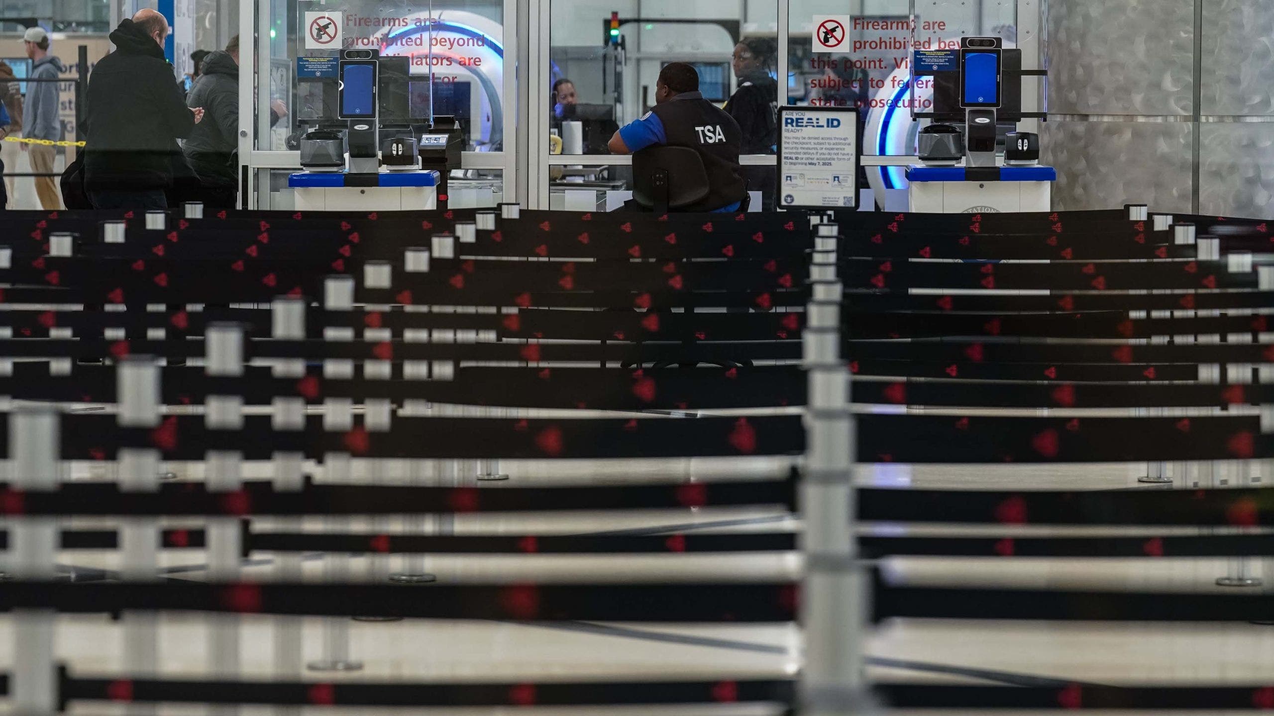 Trump says he'll put ICE agents at airport security if funding bill isn’t passed