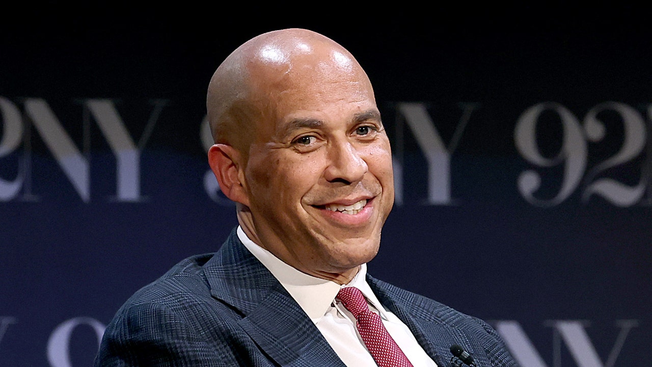 Sen. Cory Booker proposes ‘Keep Your Pay Act,’ eliminating federal income tax on first $75,000