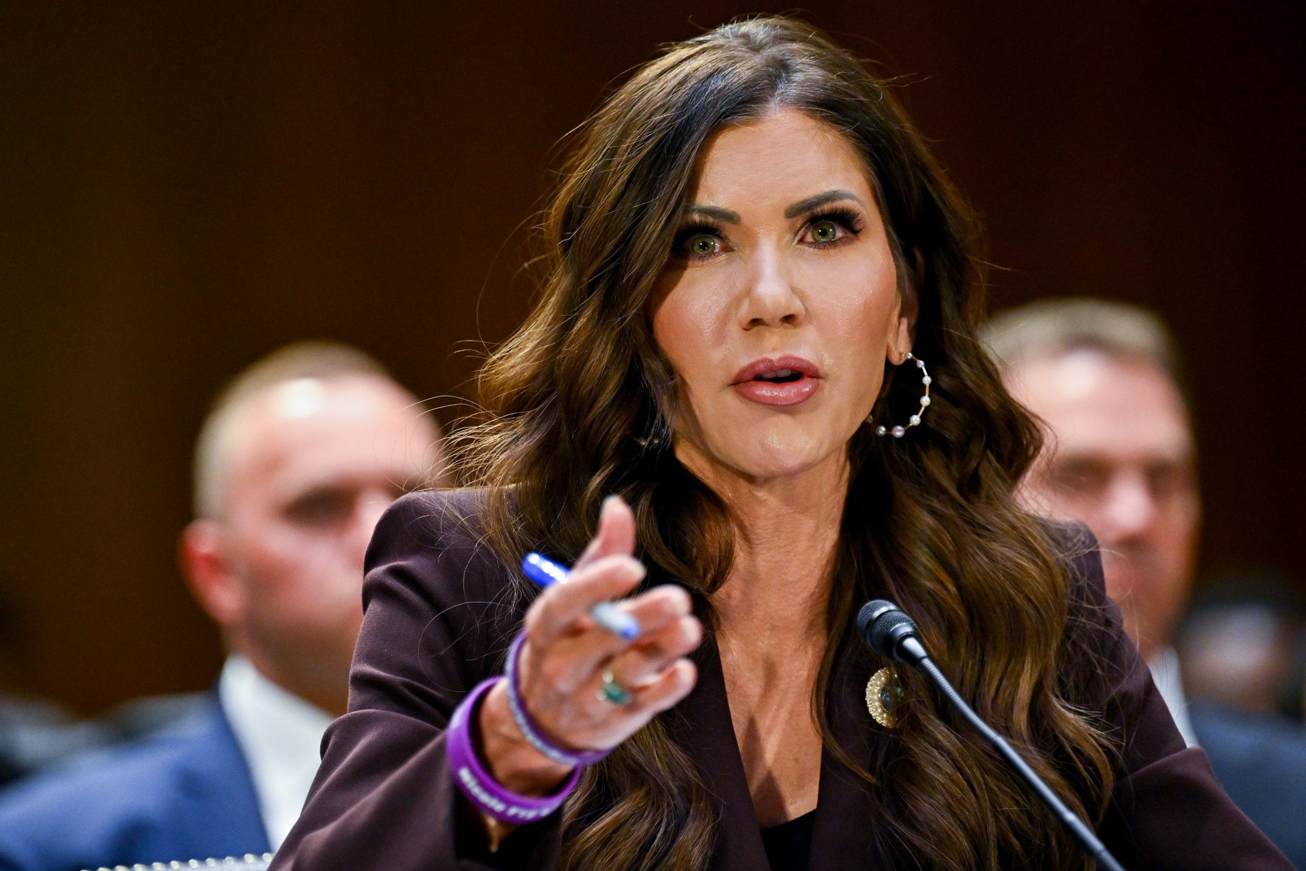 Report: Dems say Noem spent thousands of taxpayer money on horse, hair and makeup in Mount Rushmore ad