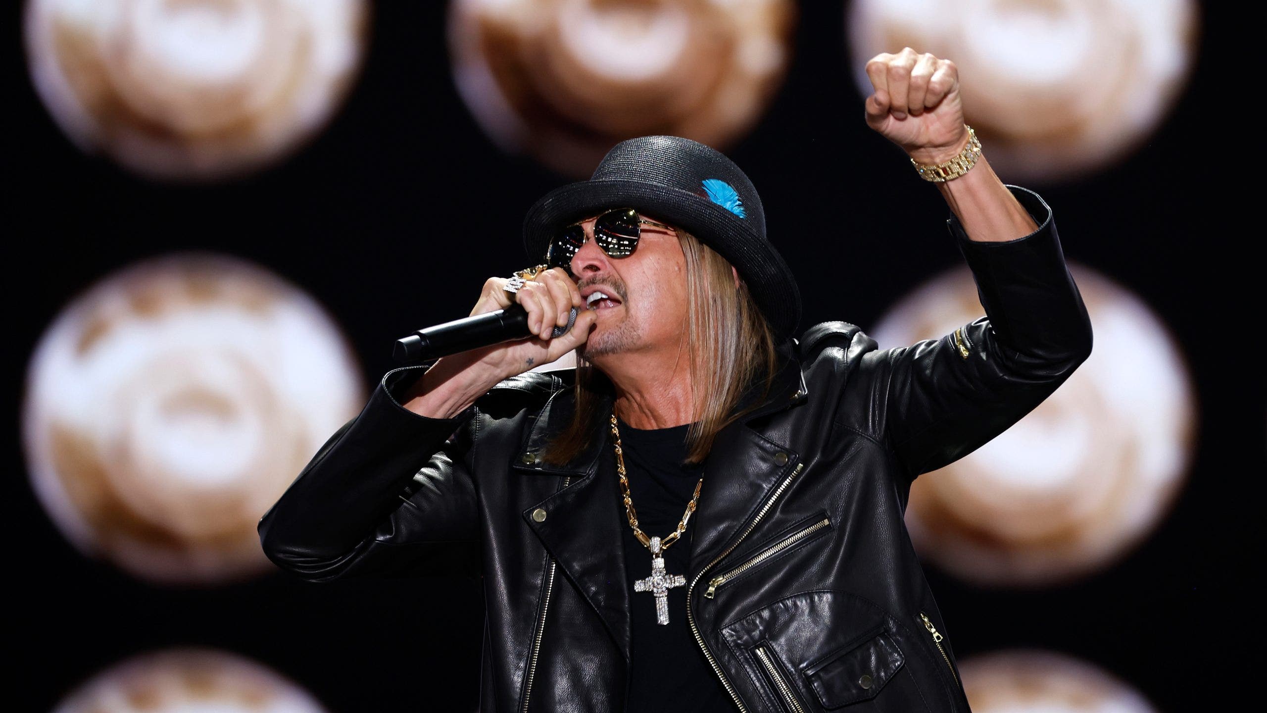 Army launches probe after Apache helicopter flyby at Kid Rock’s home