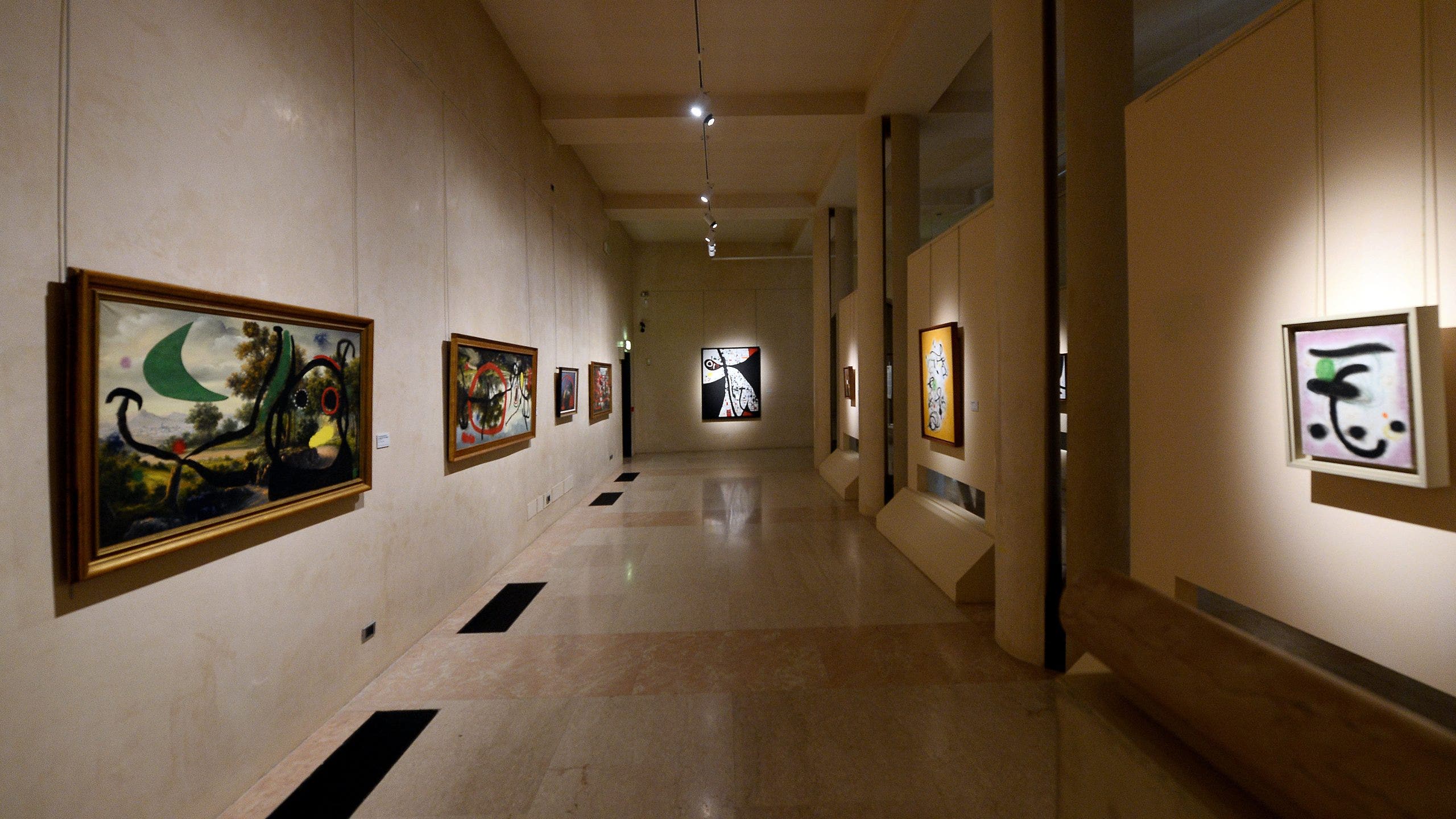 Thieves steal paintings by Renoir, Matisse from Italian museum