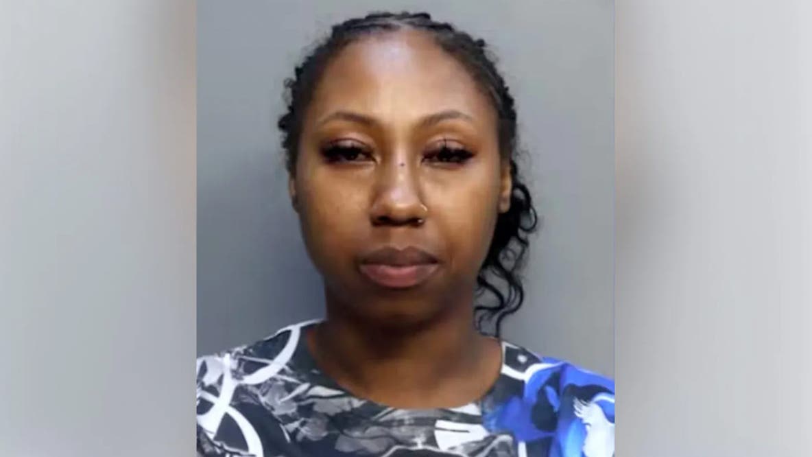 Woman allegedly touches passengers' faces, then punches elderly travelers during Caribbean flight