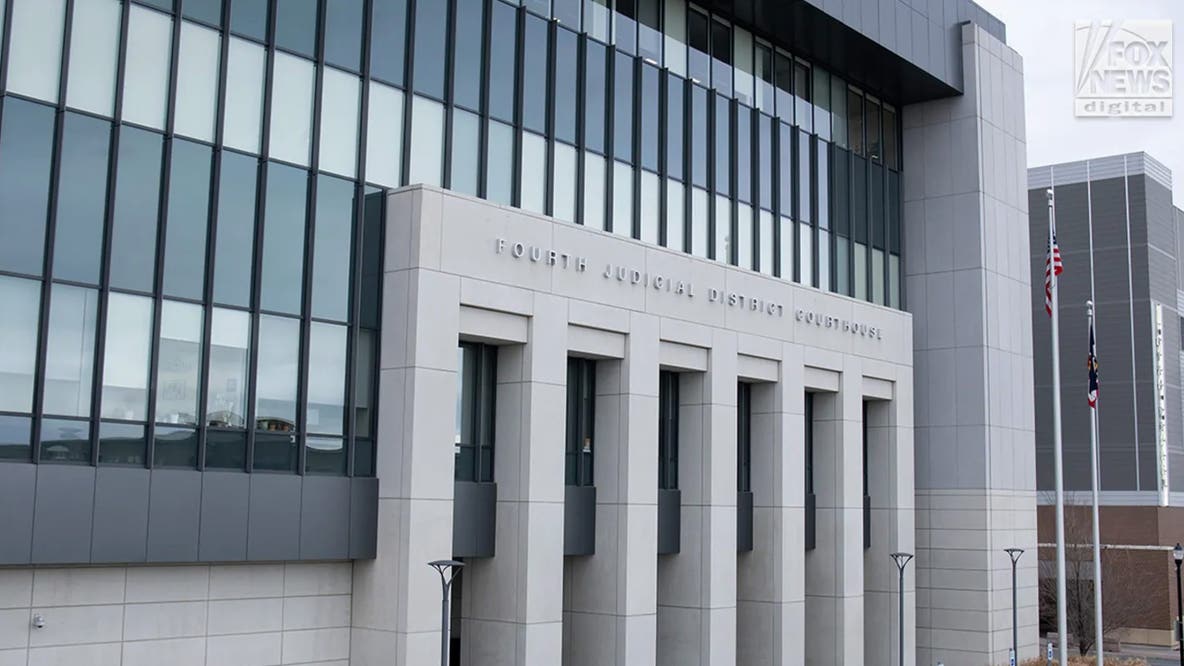 Utah mom accused of kidnapping son's alleged bully, threatening him