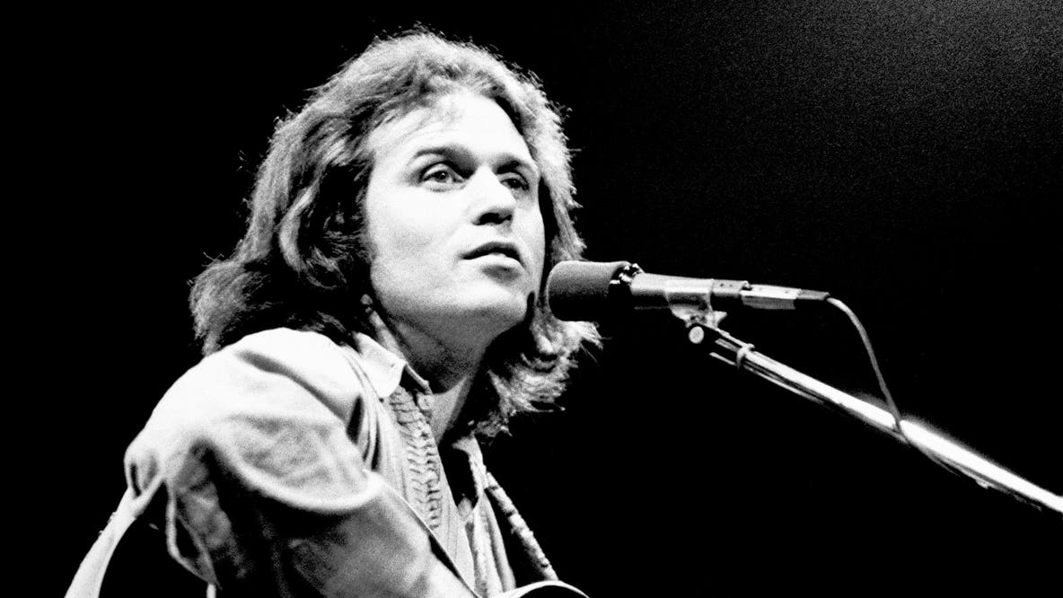 Country Joe McDonald, '60s rocker known for anti-war anthem, dies at 84