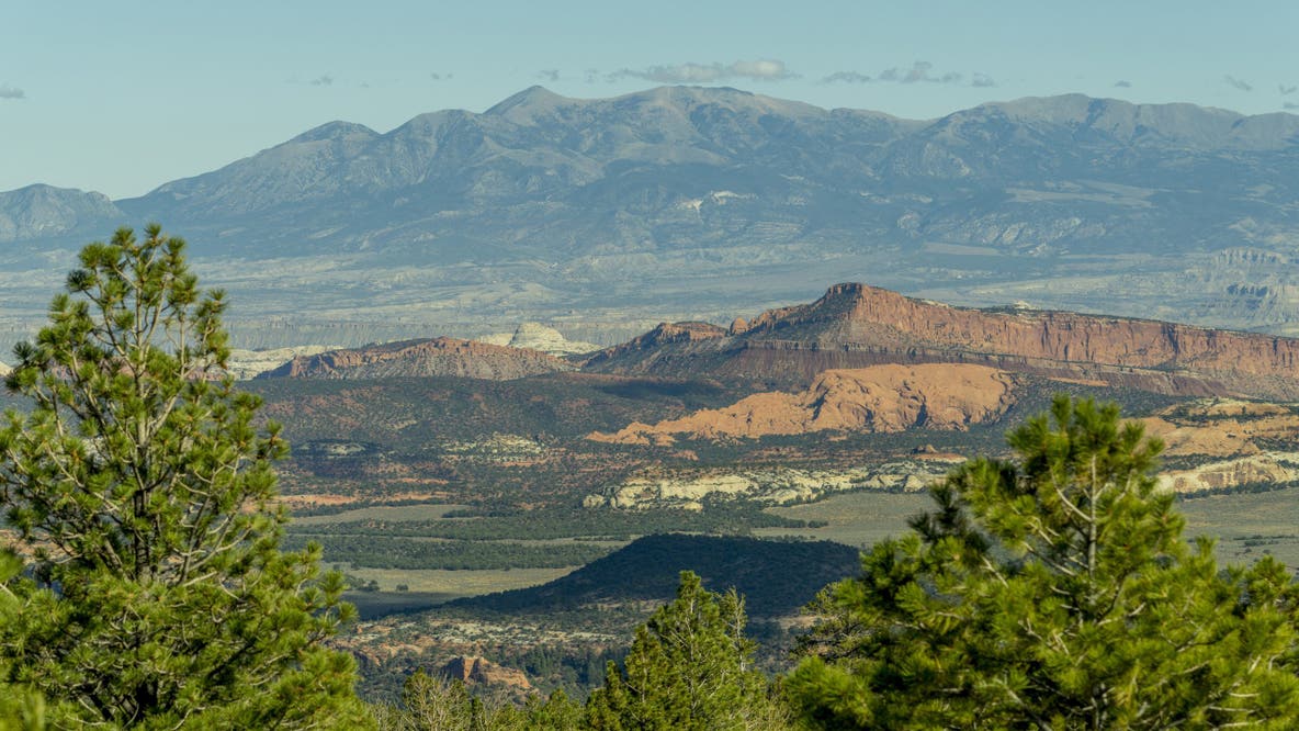 Women found dead on Utah hiking trail; suspect arrested after manhunt, police say