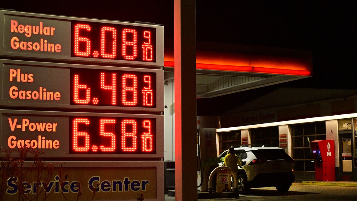 Gas is so expensive right now, DoorDash launched gas price relief program for its drivers