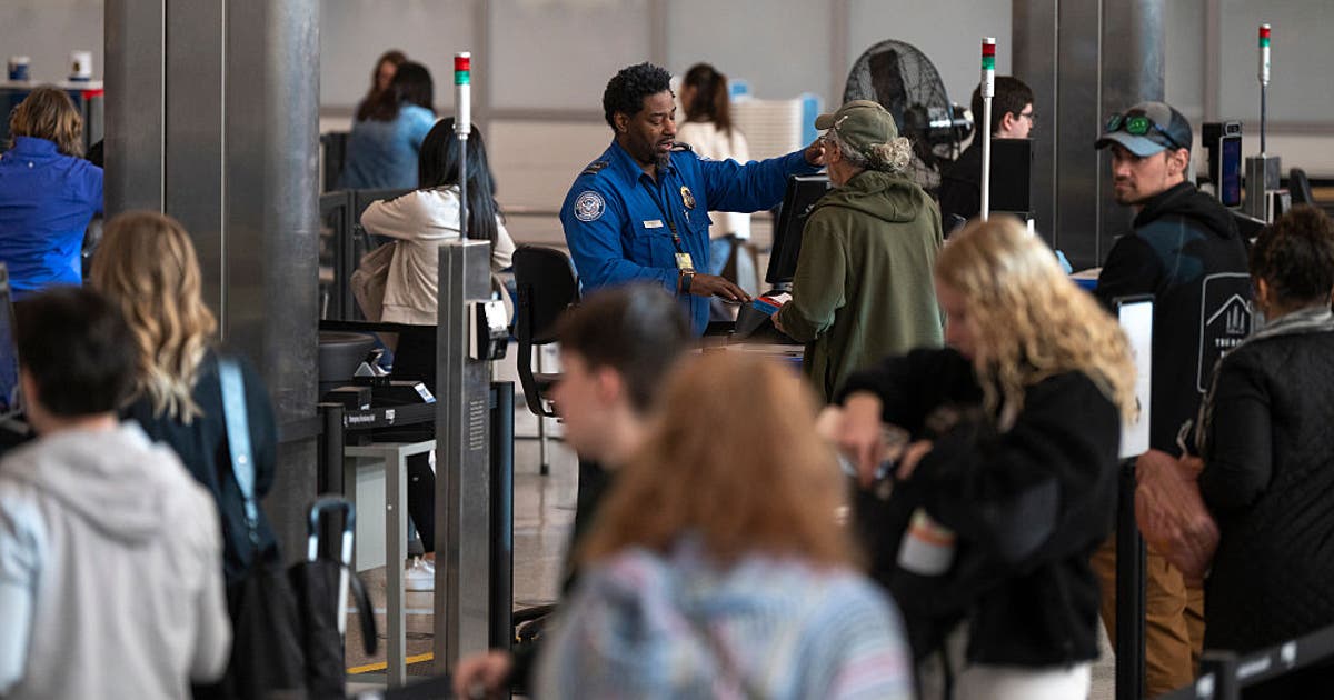 Here’s how you can support TSA agents working without pay