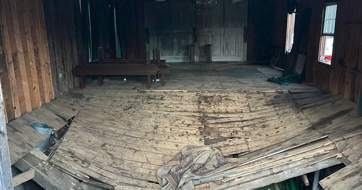 Wedding venue floor collapse in New Hampshire injures dozens