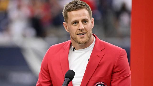 Former NFL star sparks viral debate over tipping practices at self-service restaurants