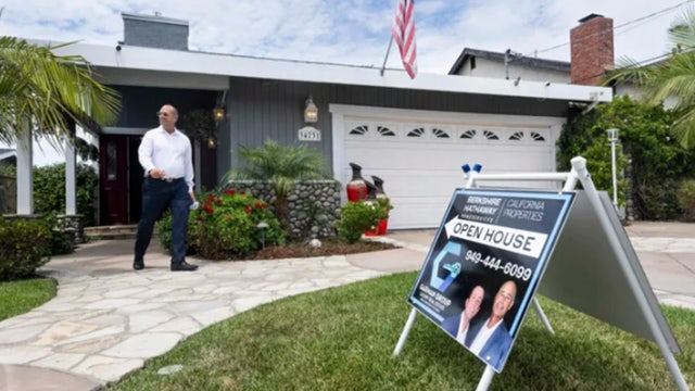 Mortgage rates rise to highest level in over a month