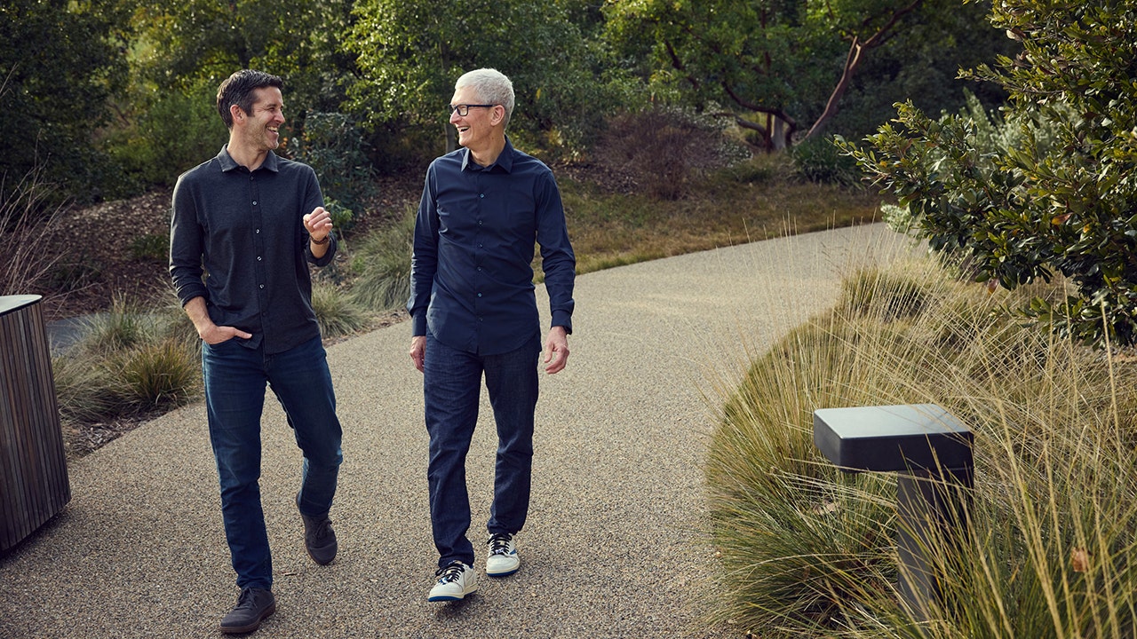 Apple CEO Tim Cook steps aside in September, successor named