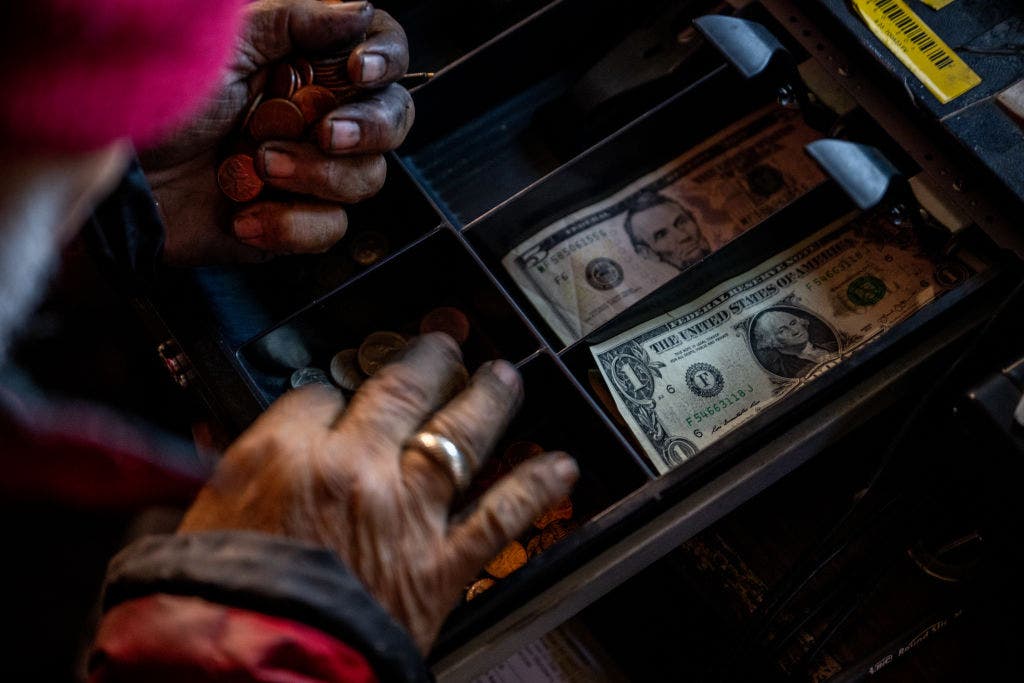 Social Security COLA projected at 2.8% for 2027, same as 2026 — What this means amid inflation