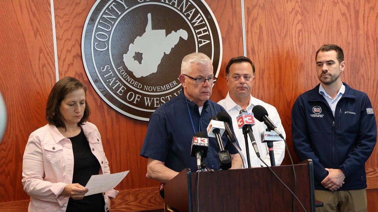 Chemical leak at West Virginia plant kills 2, injures several